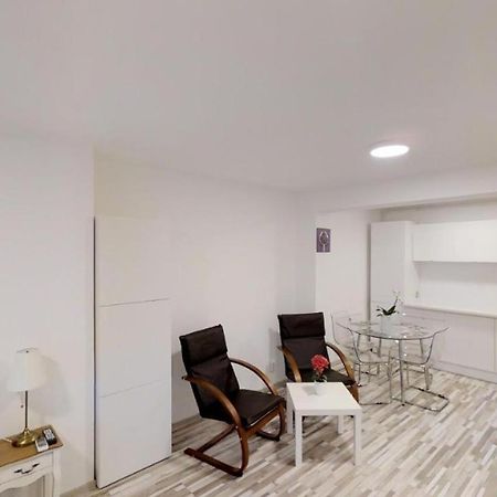Sun Villa Residence Bucarest Extérieur photo