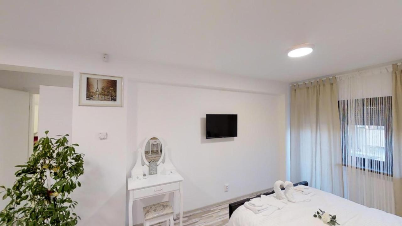 Sun Villa Residence Bucarest Extérieur photo