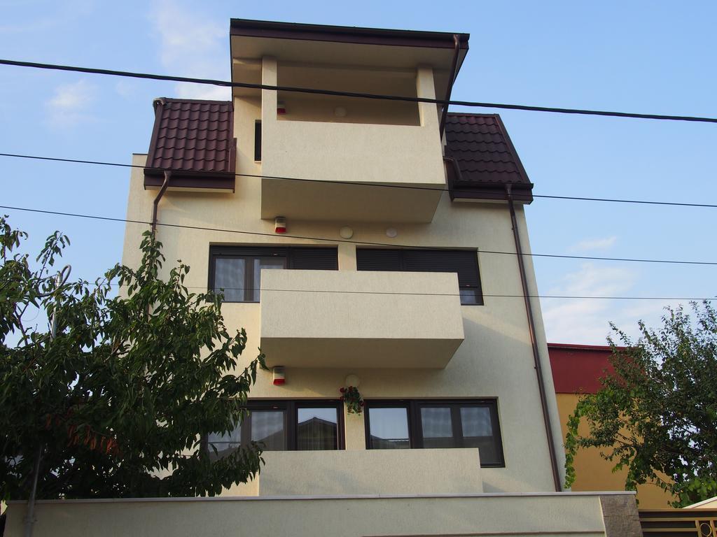 Sun Villa Residence Bucarest Extérieur photo